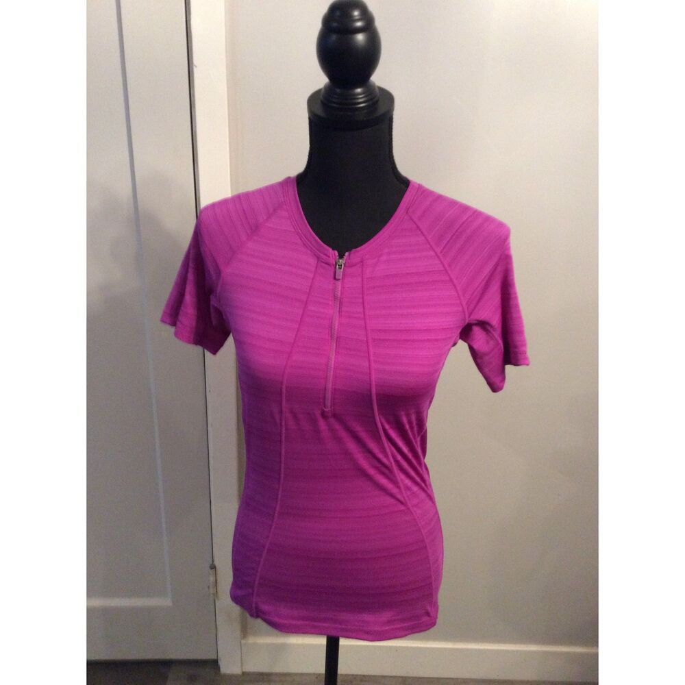 Athleta Small S Purple Partial Zip Front Short Sleeve Top Womens